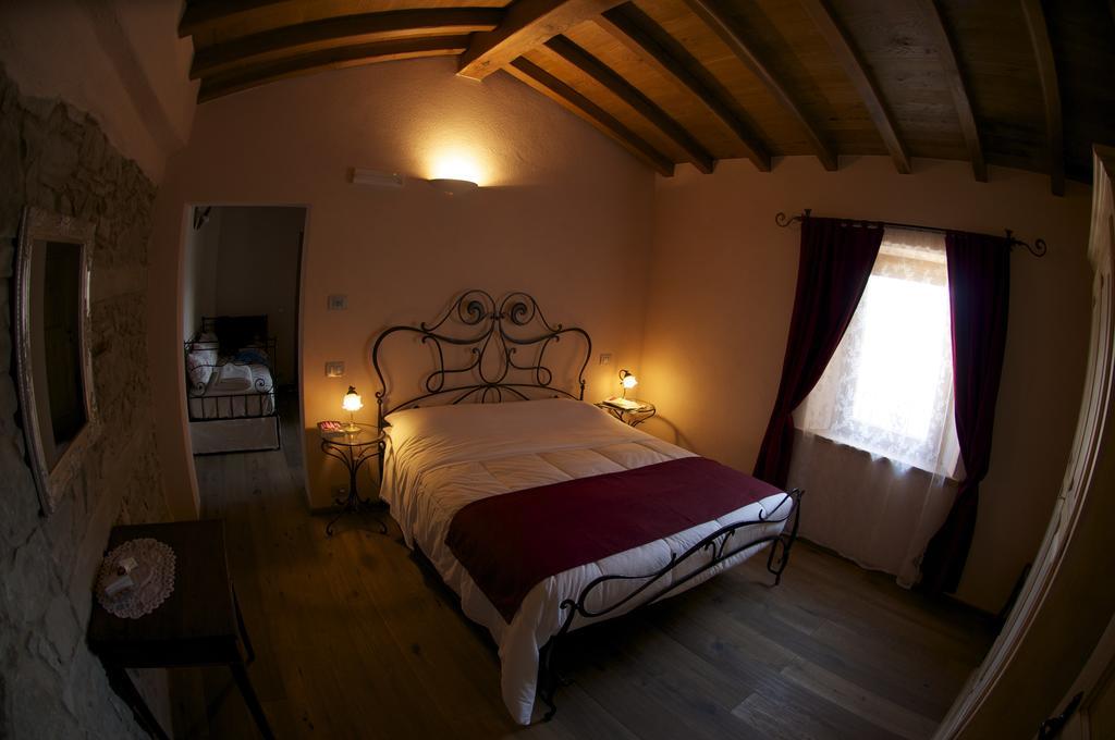 Corte Della Maddalena Busana Kamer foto